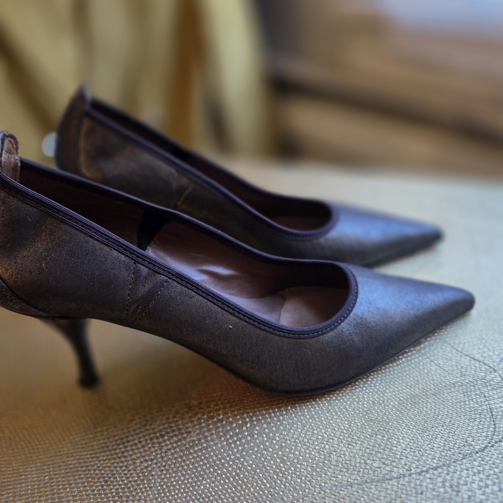 Donald J. Pliner Chic Dark Brown Heels